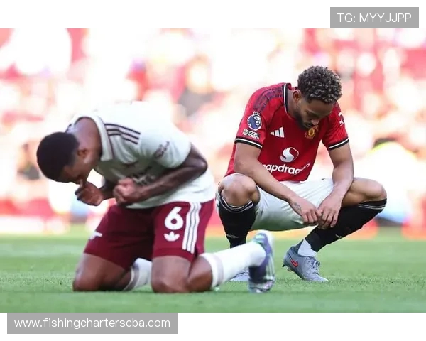 萨顿：曼联必定进球 姆伯莫反击将成为曼城防线最大威胁