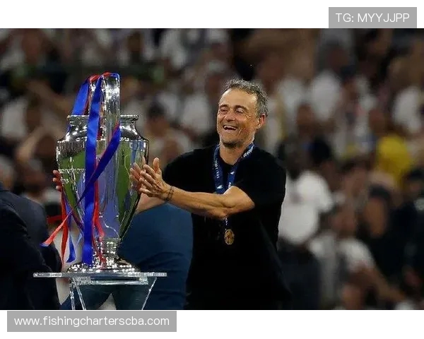 队报称赞恩里克：他在准备和比赛解读方面展现了大师级的执教能力