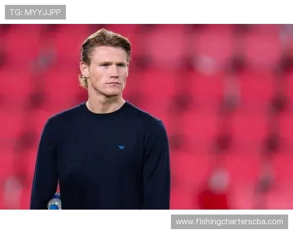 麦克托米奈与德布劳内私交甚密两人家庭互动频繁妻子成闺蜜圈中心